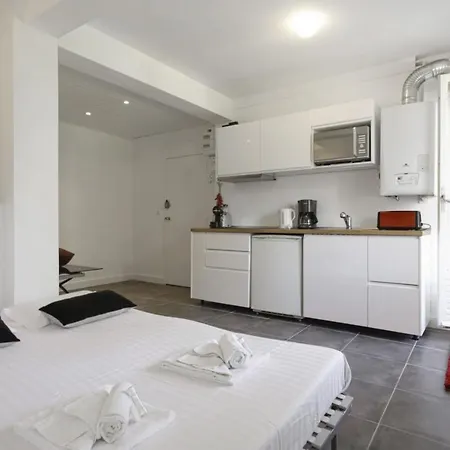 Nice Flat With Loggia Close To City-center 3 Bayonne